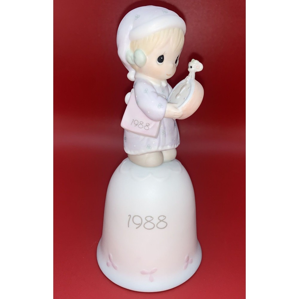 PRECIOUS MOMENTS Time To Wish You A Merry Christmas Bell Dated Annual 1988